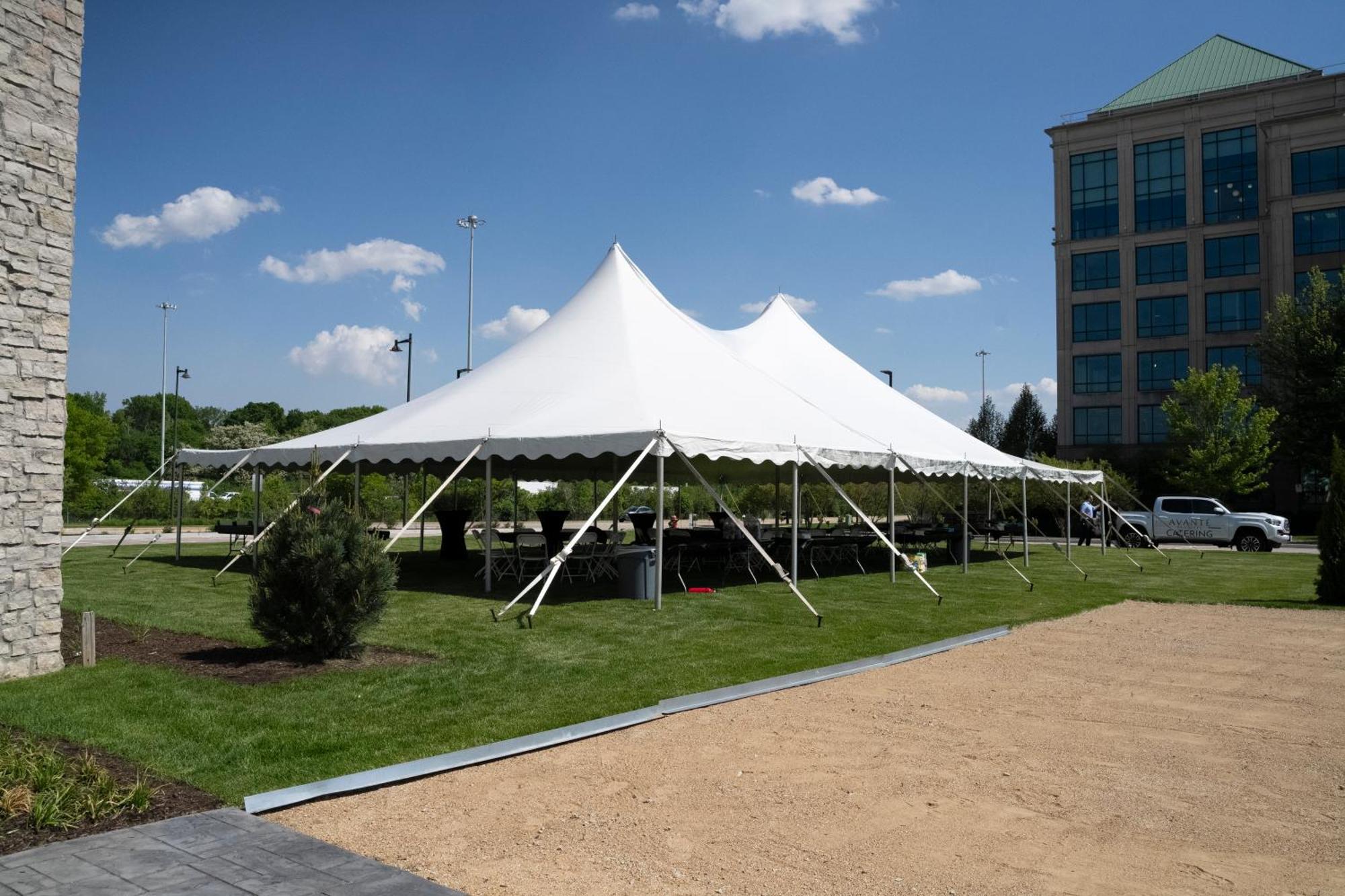 Holiday Inn Express & Suites Chicago Schaumburg By Ihg Exterior foto
